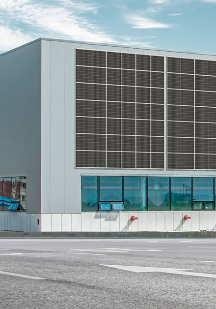 K2 WallPV - Systemlösung für PV-Installation an Fassaden