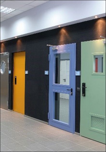 System Schröders: Modulare Türlösungen für komplexe Schutzanforderungen