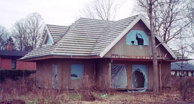 Baugew�hrleistungs-Versicherung, Baufertigstellungsversicherung, Baugew�hrleistung, Baufertigstellung, Baufertigstellungs-Versicherung, Baugew�hrleistungsversicherung, Haus fertigbauen, Bausch�den, Baum�ngel, Bauschaden, Baumangel, Gew�hrleistungszeit, M�ngelhaftung, Gew�hrleistung