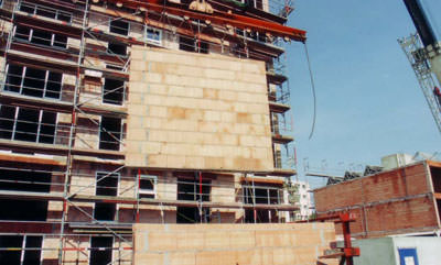 Verkürzte Bauzeit durch Ziegel-Wandelemente | vorgefertige Ziegelwände