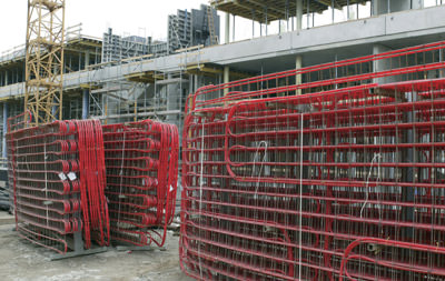 Betonkerntemperierung, BKT, Bauteilaktivierung, Betonkernaktivierung, Bauteiltemperierung, Kühlsystem, Heizsystem, Flächenkühlung, Betonwände, Betonwand, PE-Xa-Rohre, Gebäudetechnik