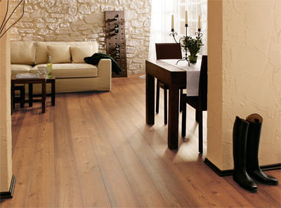 Thermoholz, Parkett, Holzdielen, Landhausdielen, Parkettboden, heimische Hölzer, tropisches Holz, Thermobehandlung, Landhausdiele