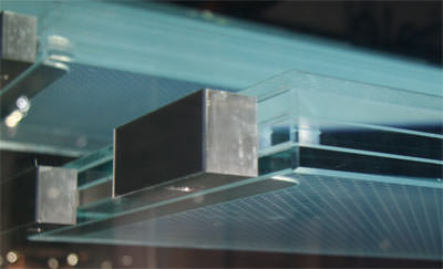 freitragende Glastreppe, Treppe aus Glas, laminiertes Glas, Glaskonstruktion, Glastreppen, Treppenwangen aus Glas, Glasstufen, Glasstufe