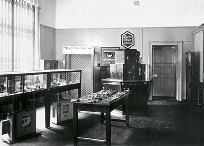 Einbruchschutz, IKON-Sicherheitsfibel, Polizei, Sicherungstechnik, Gebäudesicherheit, Sicherheitstechnik, Nachrüsten, Türen, Fenster, Garage, Zweirädern, Einbruch