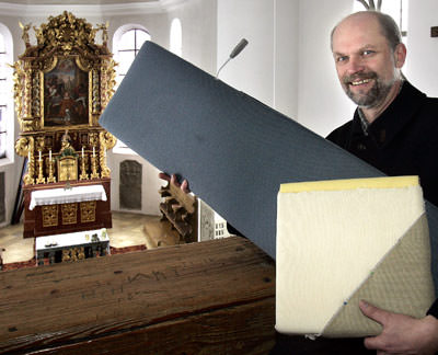 Kirchenheizung, Kirchensitzheizung, Energieverbrauch, Kirchenheizungen, Thermo-Messgewand, Kirche heizen, Thermo-Albe, Thermo-Talar, Thermo-Chorgewand