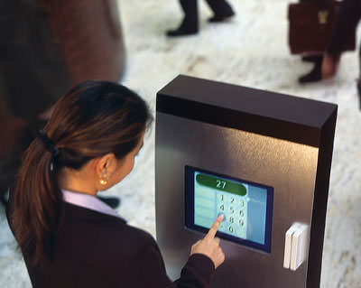 Aufzug, Touchscreen, Codekartenleser, Aufzugsfahrt, Sto�zeiten, Zielwahlsteuerung, Zehner-Tastatur, F�rderleistung von Aufz�gen, Terminal, Fahrgast