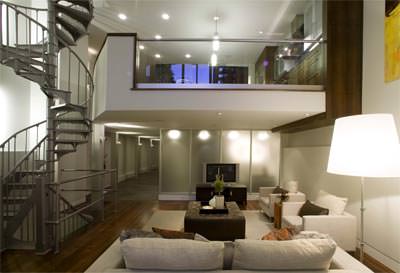 Home Elevator, Homelift, Privataufzug, barrierefreie Erschlie�ung mehrerer Geschosse, Treppenauge