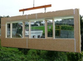 Passivhaus-Fertigteil-Hülle für Realschule