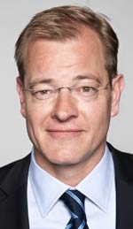 Dr. Philipp Mesenburg neuer Leiter der Hauptabteilung Recht
