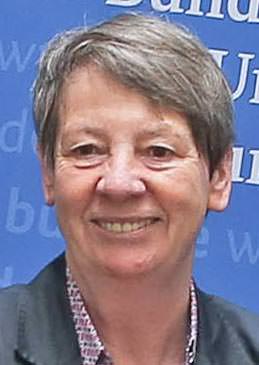 Dr. Barbara Hendricks