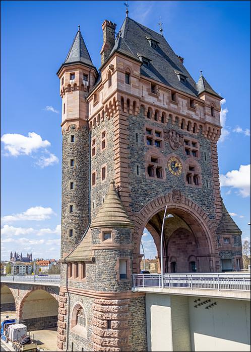 Nibelungenbrücke in Worms „Historisches Wahrzeichen der Ingenieurbaukunst“