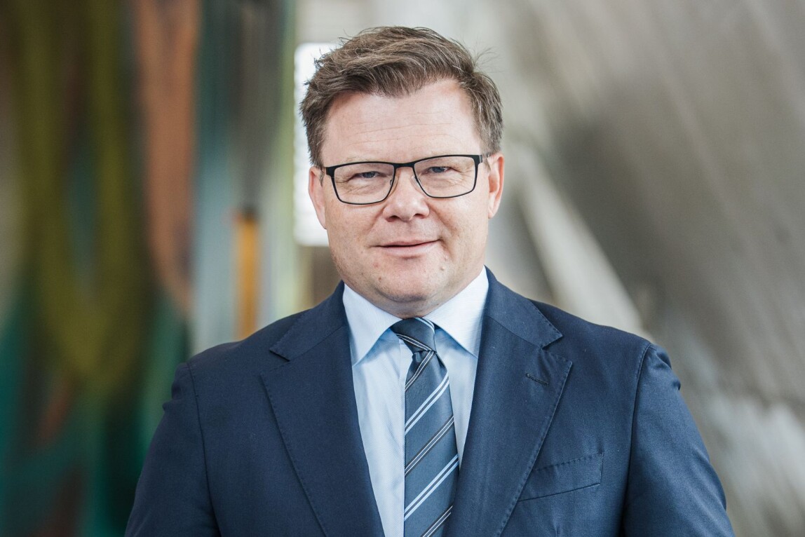 Porträtfoto von Carsten Schneider