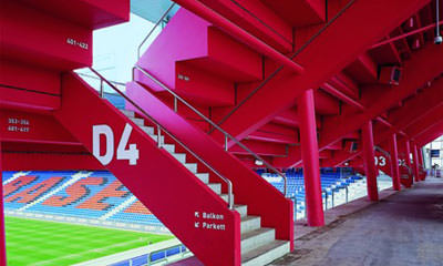 Joggeli, FC Basel, Architekten Herzog &amp; de Meuron, Stadionbau, Sportstätt, Fassaden, Lichtkuppeln, Architekten