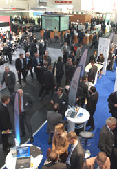 EXPO REAL 2002, Immobilienmesse, Gewerbe-Immobilien, Gebäudeverwaltung, Facility Management, Immobilien-Geschäft, Global Real Estate Institute, Real Estate Investment, Deutsche Immobilienfonds