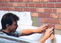 Flachverblender und WDVS: Sichtmauerwerk mit Fassadendämmung