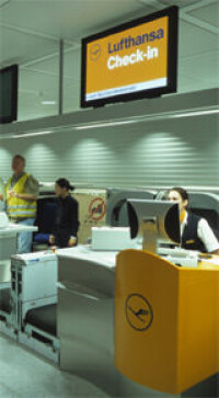 ERCO beleuchtet neues Flughafen Terminal in München