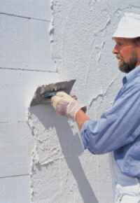 Außenputz auf Porenbeton-Mauerwerk