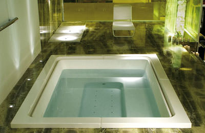 Whirlpool, Duschwanne, Mini-Whirlpool, Sanitärobjekte, großer Whirlpool, große Whirlpools für mehrere Personen, Ludovica Serafini, Roberto Palomba, Mehrpersonen-Whirpool, Whirlwanne