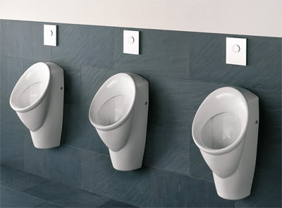 Urinal, elektronisch gesteuerte Urinalspülung, Urinale, Urinalsteuerung, Sanitärobjekt, Urinal-Armaturen, Urinal-Armatur, Armaturen, Armatur, Urinalarmatur, automatischer Spülvorgang