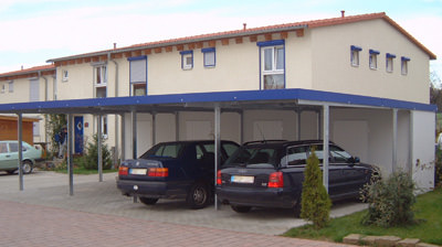 Storeport, Carport, Carports, Gerätehaus, Kellerersatz, Garagenhof, verdichtete Bebauung, filigrane Bauweise, Stauraum, Gründach, Systembauweise, Einzelcarport, Doppelcarport