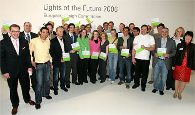 Lights of the Future, Leuchte, energiesparende Leuchten, energieeffiziente Leuchtensysteme, Lichtquelle, Leuchtmittel, Kompaktleuchtstofflampen, stabförmige Dreibanden-Leuchtstofflampen, Halogen-Metalldampflampen, Licht, LED