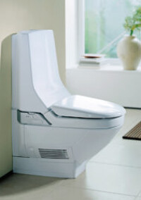 Wellness aus dem Dusch-WC: geduscht und geföhnt