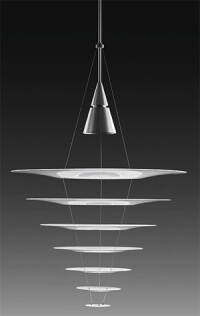 Enigma 825 - schwebendes Licht von Louis Poulsen für sehr hohe Räume