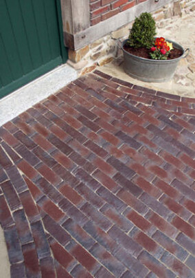 Wienerberger mit neuen Pflasterklinkern auf der GaLaBau 2006