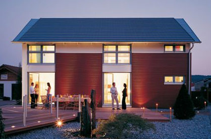 Fertighaus, Energiesparhaus, Drei-Liter-Haus, Energiesparen, Energiepreise, Wärmepumpe, Heizenergie, Lüften, Drei-Scheiben-Thermoverglasung, Wärmerückgewinnung, Fundamentplatte, Drei-Liter-Energiesparhaus, Thermoverglasung