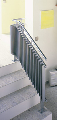 Treppengeländer als Heizkörper - Heizkörper als Treppengeländer