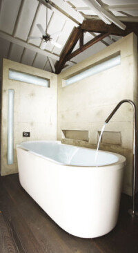 Holzboden für die Wellness-Oase