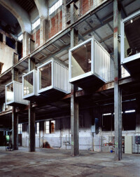 Container im Kesselhaus ...