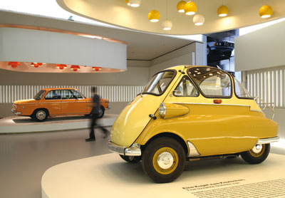 BMW Museum, Isetta, BMW 2002