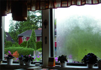 Warum beschlagen dreifach verglaste Fenster? Und zwar außen!