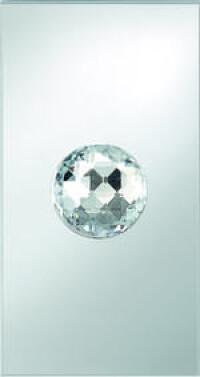 Technik trifft Glamour: Berker-Schalter mit Swarovski Kristallen