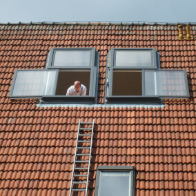 Großflächige Dachschiebefenster für mehr Licht und Luft