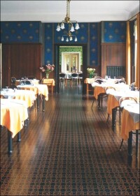 Für 40 und mehr Jahre: Pflege von Linoleum