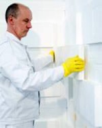 Fassadendämmung mit Vakuum: WDVS aus VIPs