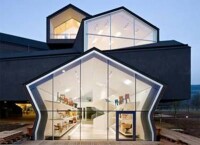 Etwas Besonderes: Dachabdichtung für's VitraHaus