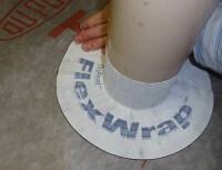 Wasserdichte Anschlüsse an Unterdeckbahnen in einem Arbeitsgang