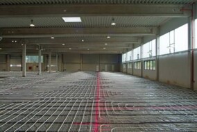 Projektbericht: Neue Produktionshalle mit Industrie-Fußbodenheizung