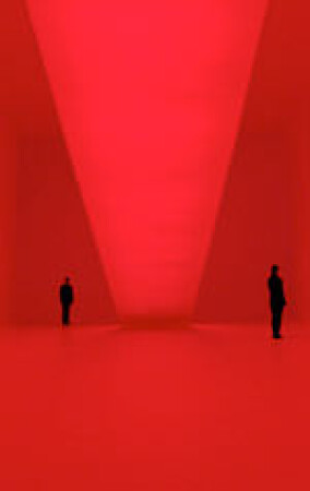 Licht fordert Trockenbaukunst: Ganzfeld-Piece im Kunstmuseum Wolfsburg