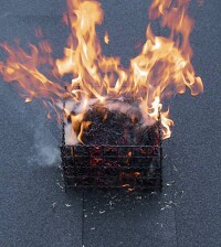 Bautenschutzbahn dient auch dem Brandschutz auf dem Flachdach