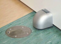 EasyStop Türstopper schützt Türen und Wände barrierefrei im Klinikbetrieb