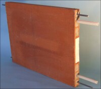 Vorfabrizierte Flächenheiz- und -kühlelemente für Ziegelhäuser