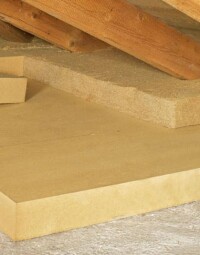 Neue Holzfaser-Dämmplatte von Steico für die oberste Geschossdecke