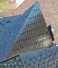 Spektakuläre Architekturkeramik-Krone für's Baseler "Museum der Kulturen"