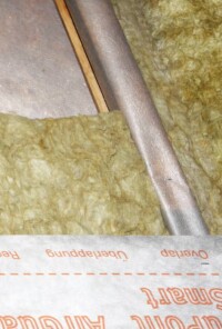 Neue Dampfbremse von DuPont „steuert” eigene Wasserdampfdiffusionsrate