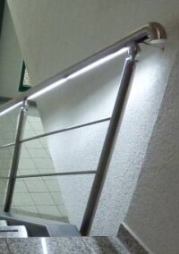 e³-Plasmalicht kann Treppengeländer zum Leuchten bringen