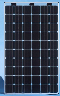 Doppelseitig aktives PV-Modul der Solar-Fabrik verspricht bis zu 25% Mehrertrag